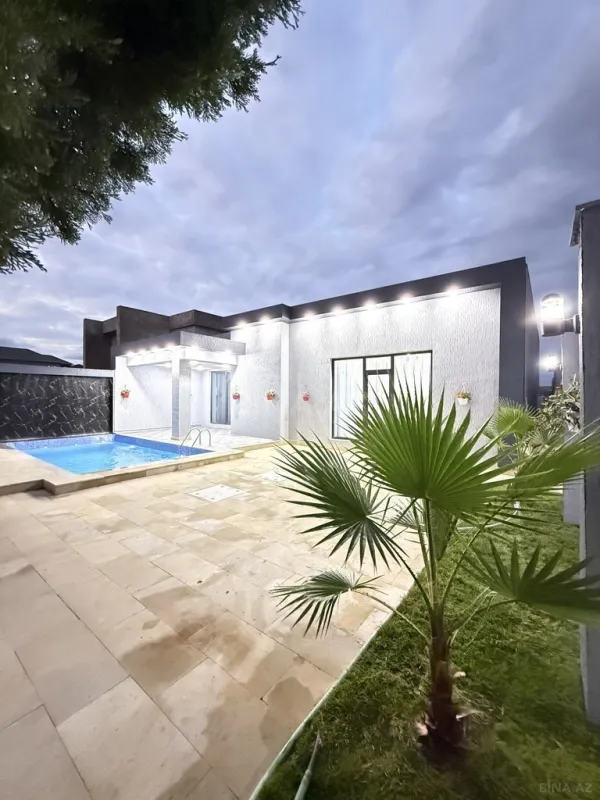 Satılır 4 otaqlı həyət evi 160 m²