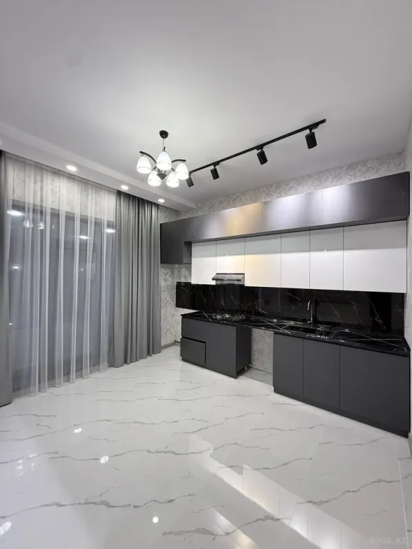 Satılır 4 otaqlı həyət evi 160 m²