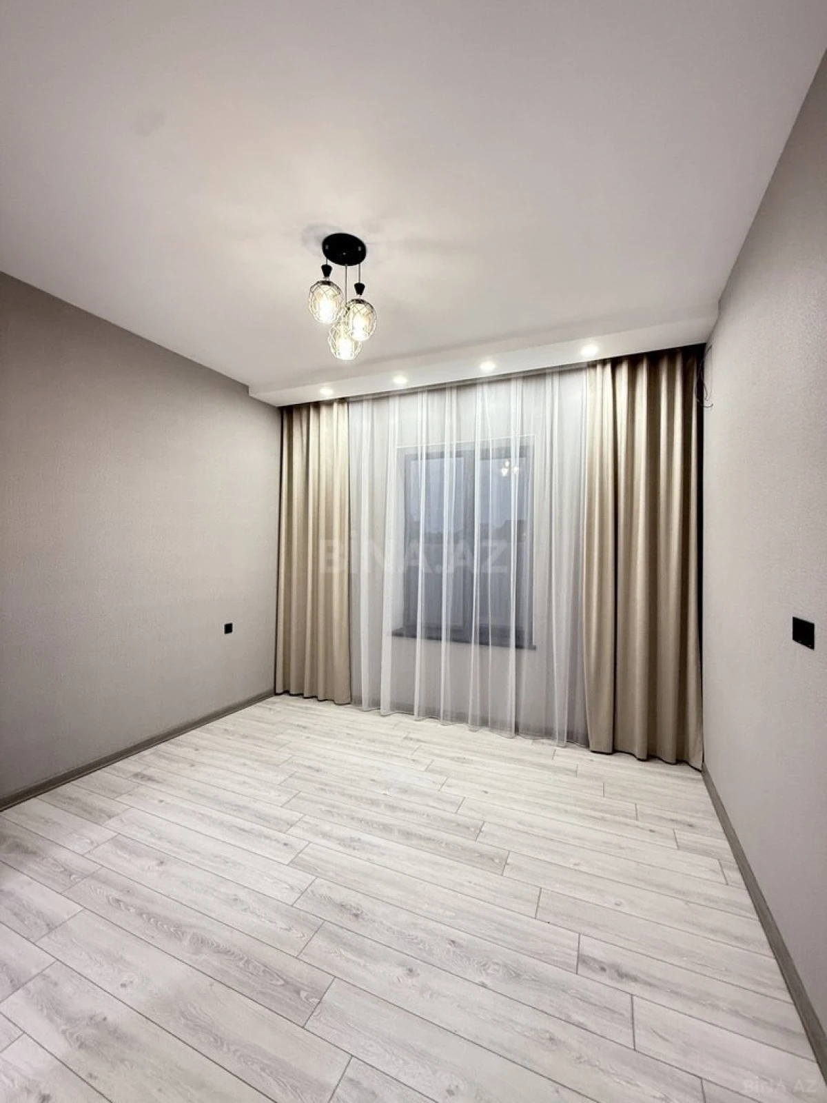 Satılır 4 otaqlı həyət evi 160 m²