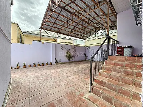 Satılır 4 otaqlı həyət evi 100 m²