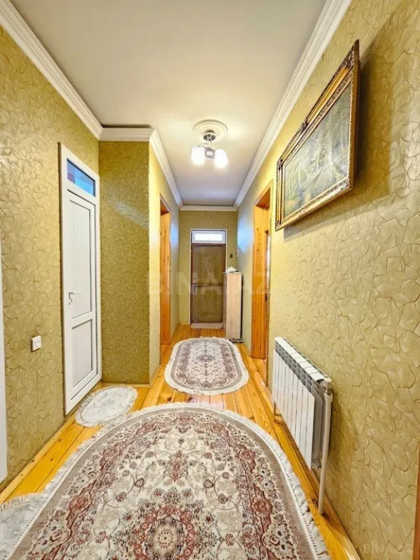 Satılır 4 otaqlı həyət evi 100 m²