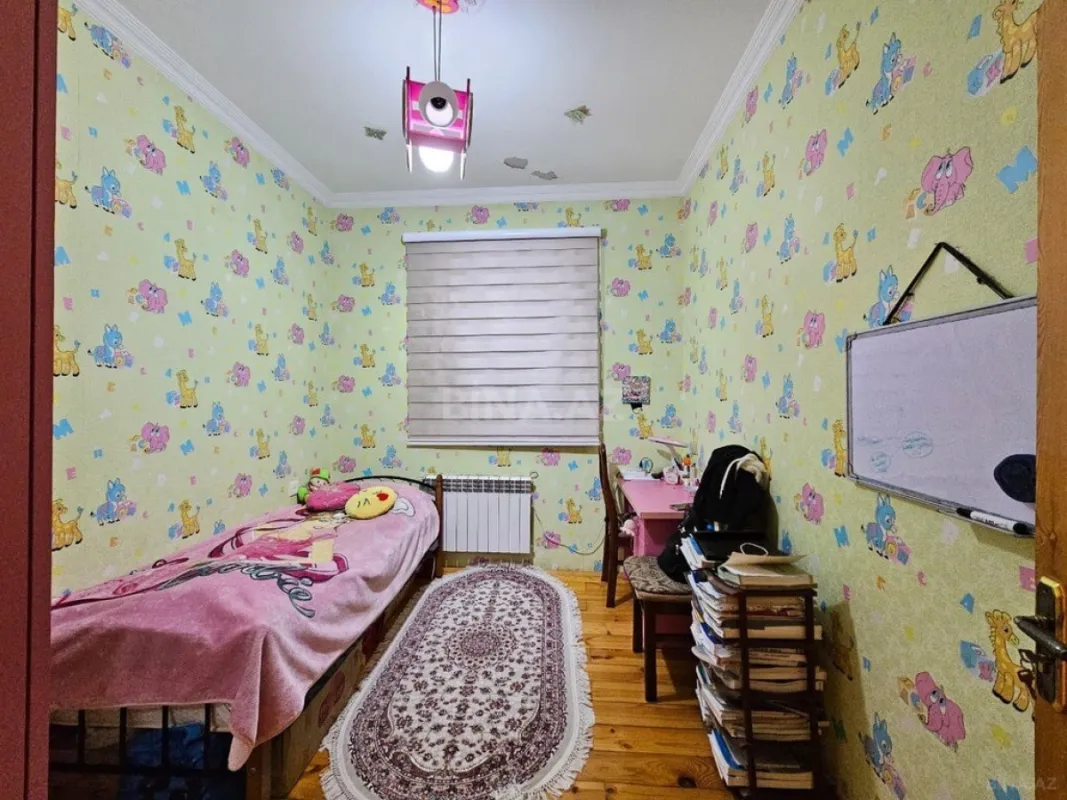 Satılır 4 otaqlı həyət evi 100 m²