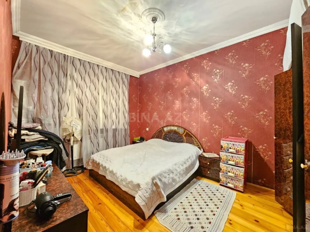 Satılır 4 otaqlı həyət evi 100 m²