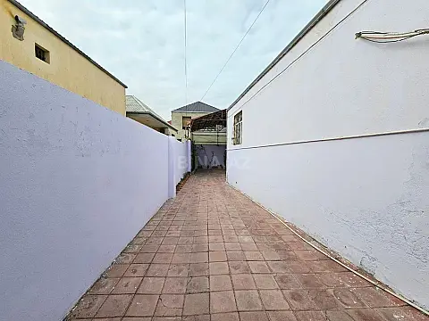 Satılır 4 otaqlı həyət evi 100 m²