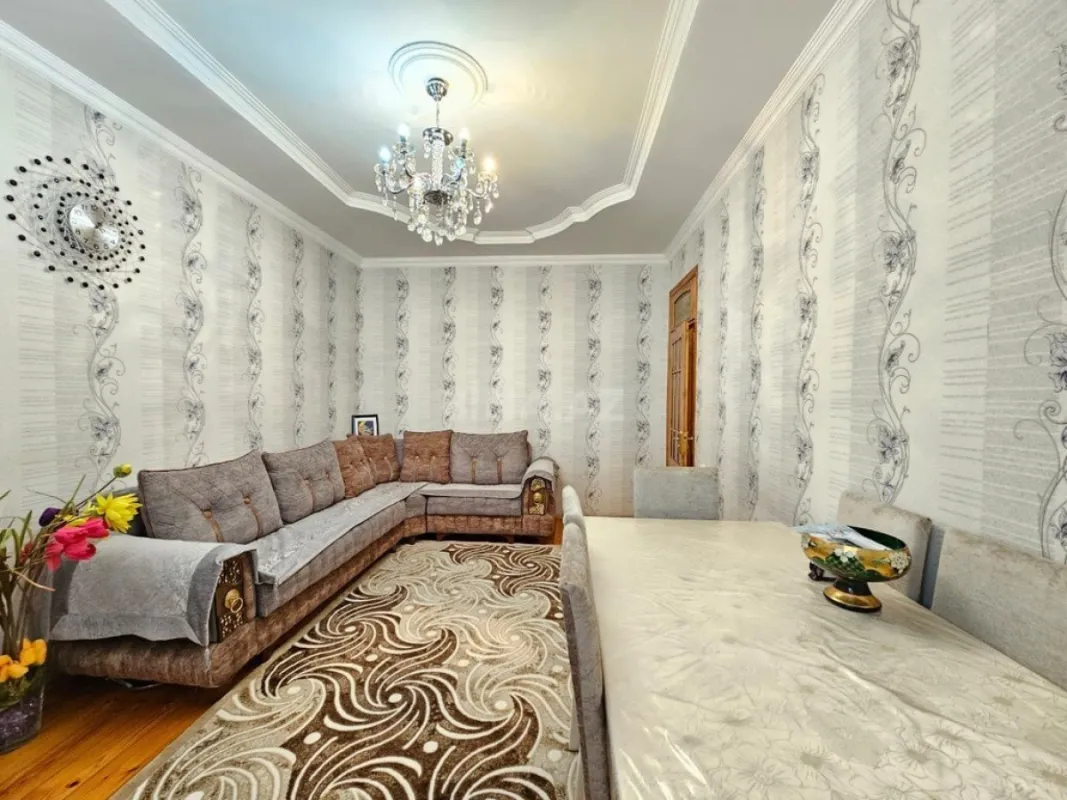 Satılır 4 otaqlı həyət evi 100 m²