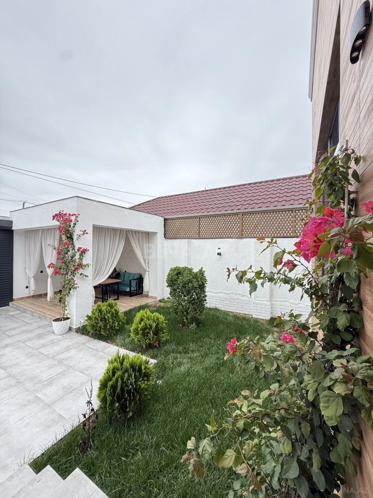 Satılır 4 otaqlı həyət evi 150 m²
