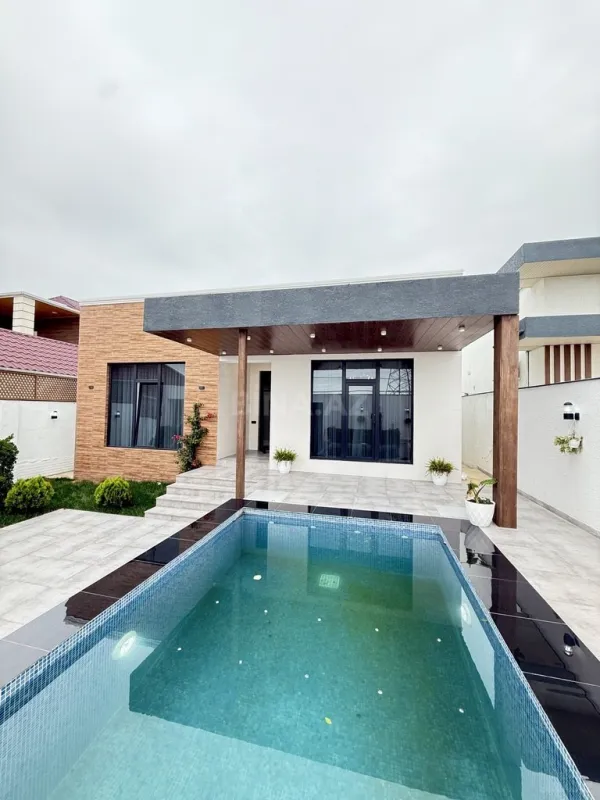 Satılır 4 otaqlı həyət evi 150 m²