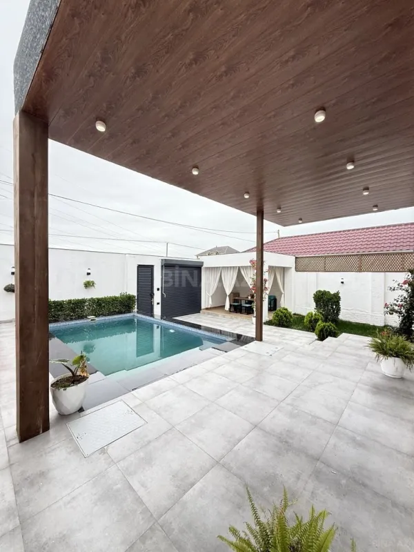 Satılır 4 otaqlı həyət evi 150 m²