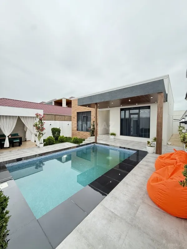 Satılır 4 otaqlı həyət evi 150 m²