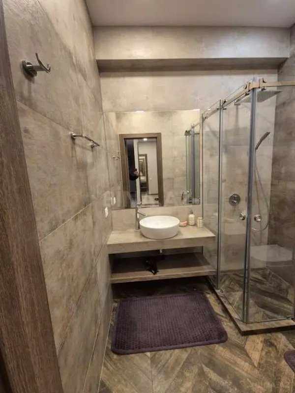 Kirayə verilir 3 otaqlı mənzil 120 m²