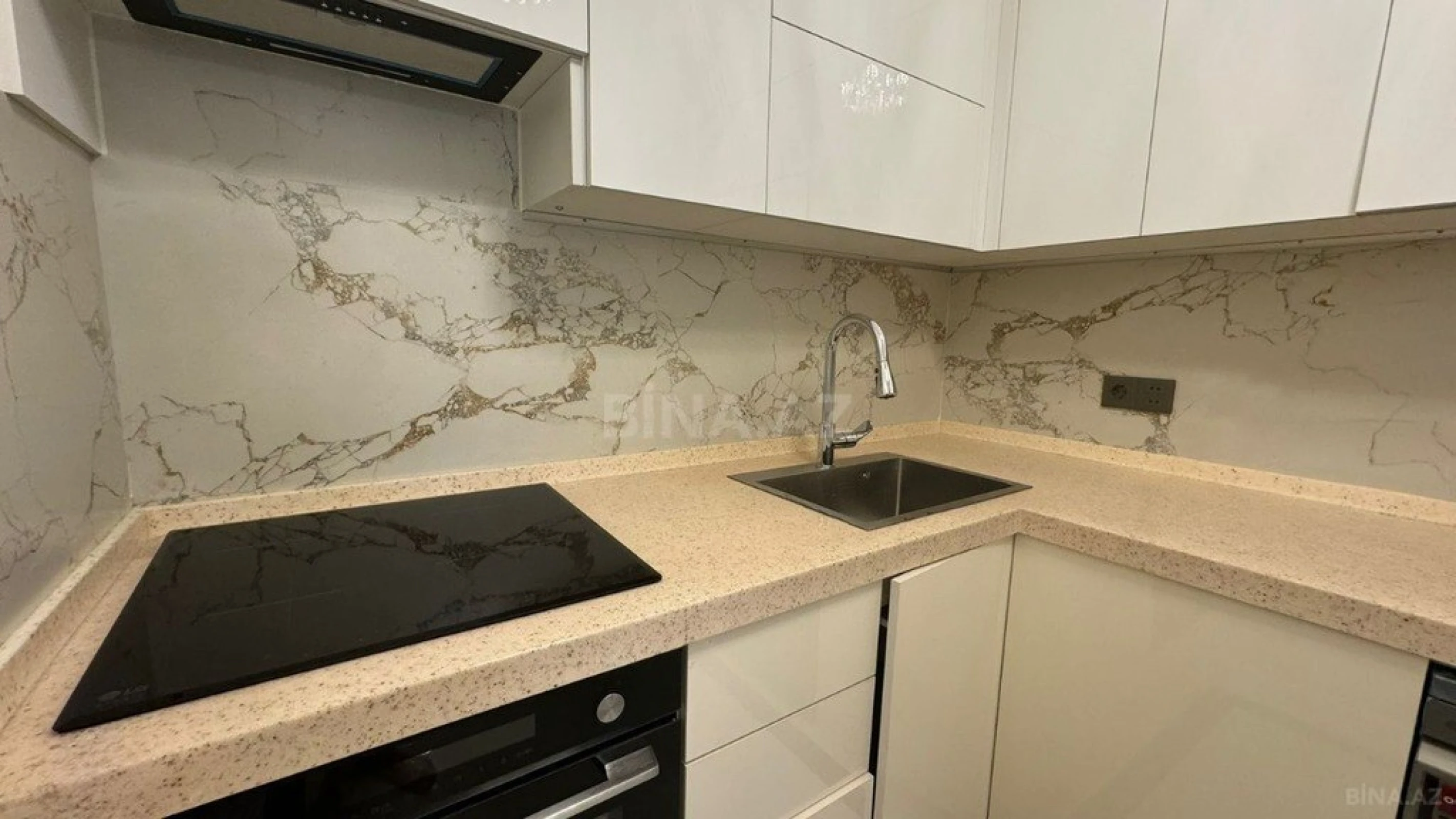 Kirayə verilir 3 otaqlı mənzil 87 m²