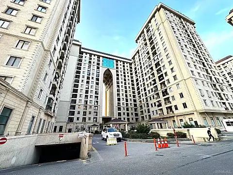 Satılır 5 otaqlı mənzil 326 m² — Bakı, Nərimanov 5 otaq 326.00 m²