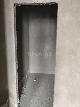 Satılır 5 otaqlı mənzil 326 m²
