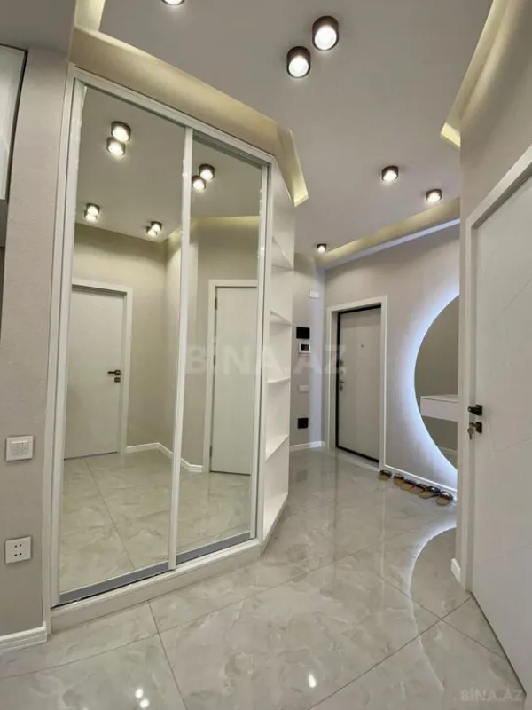 Satılır 2 otaqlı mənzil 65 m²