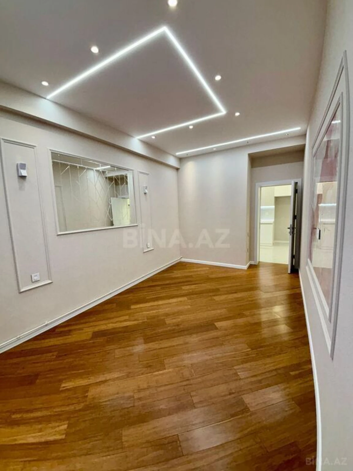 Satılır 2 otaqlı mənzil 65 m²