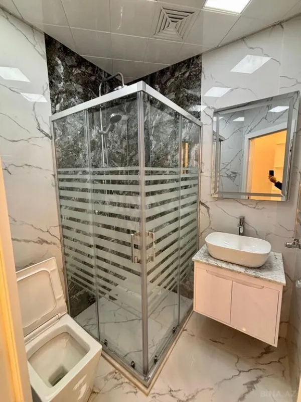 Satılır 2 otaqlı mənzil 65 m²