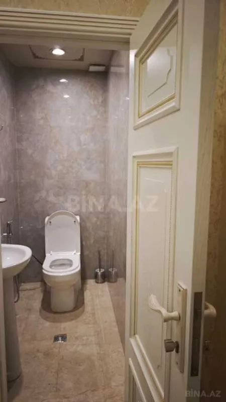 Kirayə verilir 3 otaqlı mənzil 120 m²