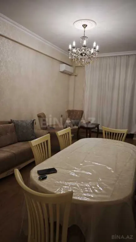 Kirayə verilir 3 otaqlı mənzil 120 m²