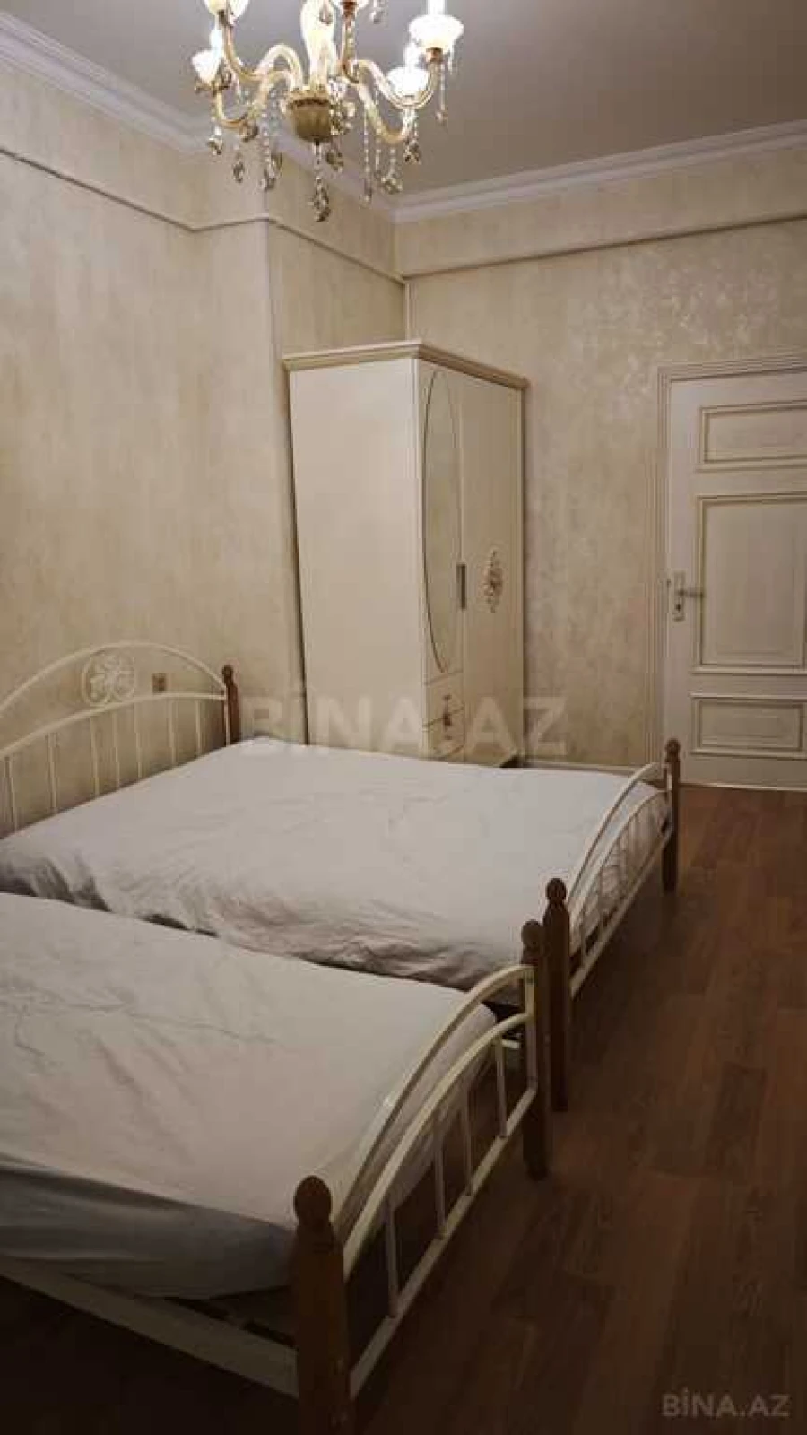 Kirayə verilir 3 otaqlı mənzil 120 m²