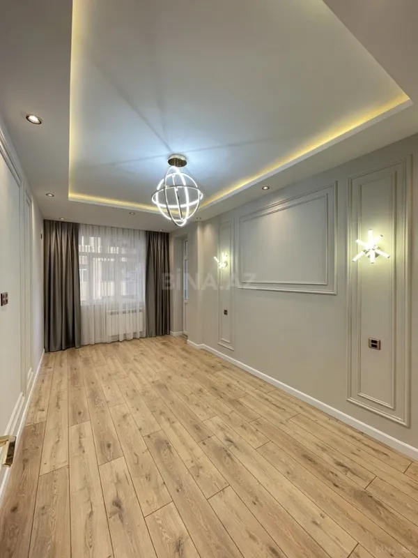Satılır 3 otaqlı mənzil 115 m²