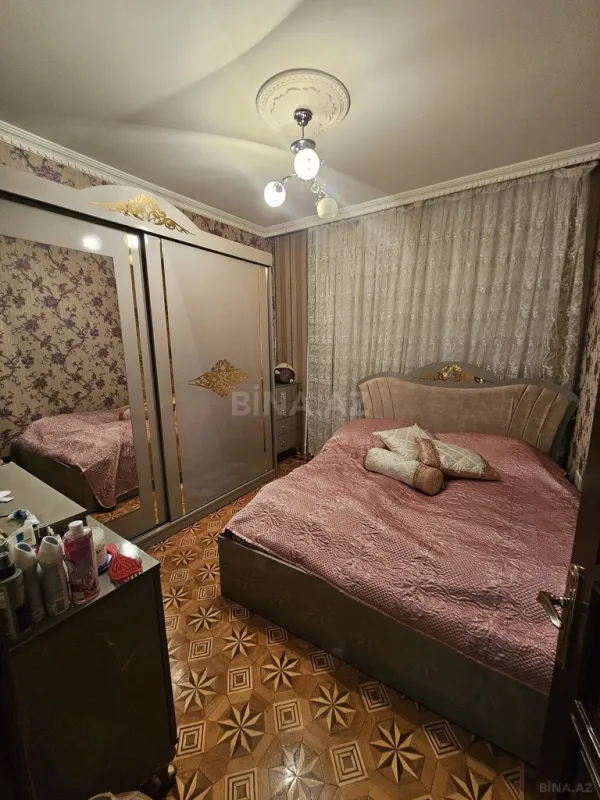 Satılır 5 otaqlı mənzil 125 m²