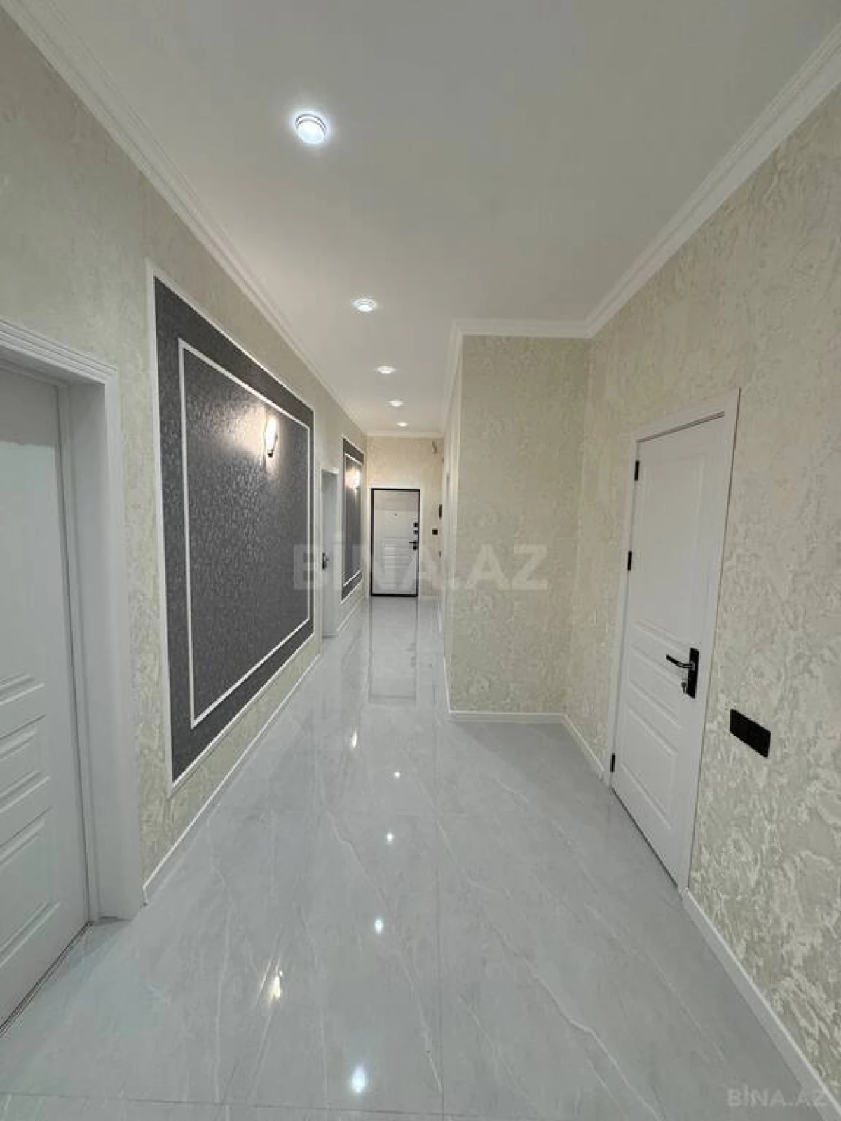 Satılır 5 otaqlı həyət evi 200 m²