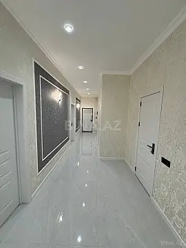 Satılır 5 otaqlı həyət evi 200 m²
