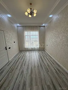 Satılır 5 otaqlı həyət evi 200 m²