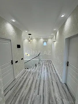 Satılır 5 otaqlı həyət evi 200 m²