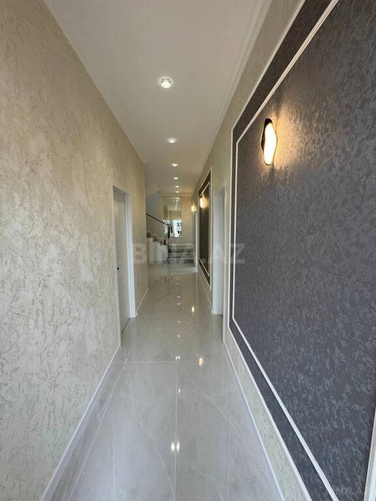 Satılır 5 otaqlı həyət evi 200 m²