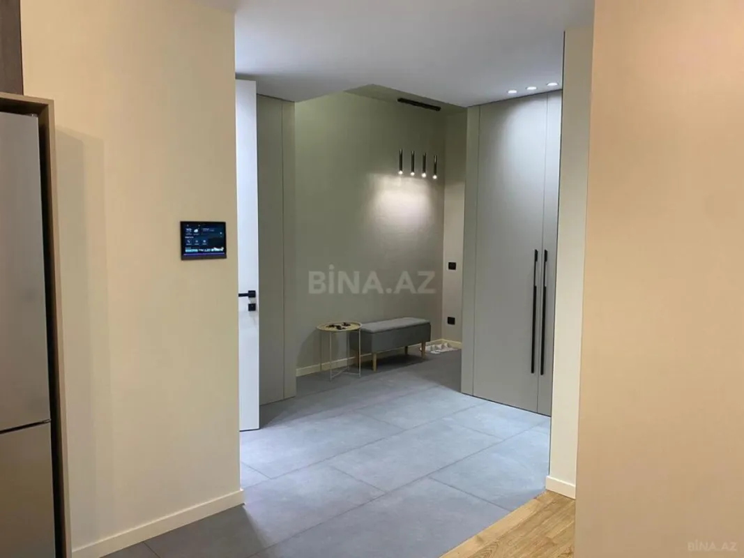 Kirayə verilir 2 otaqlı mənzil 67 m²