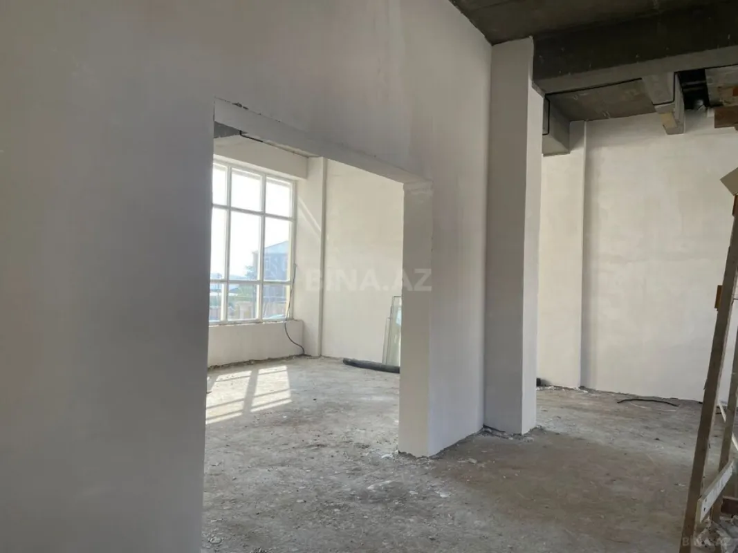 Satılır obyekt 33 m²