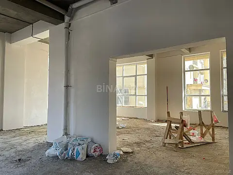 Satılır obyekt 33 m²