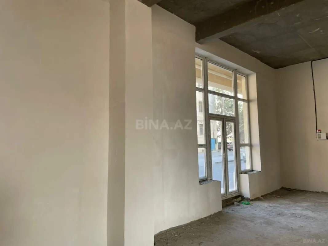 Satılır obyekt 33 m²