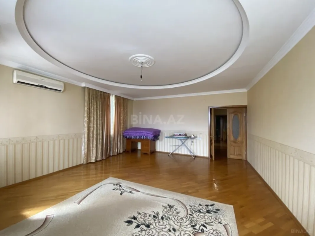 Satılır 4 otaqlı mənzil 170 m²