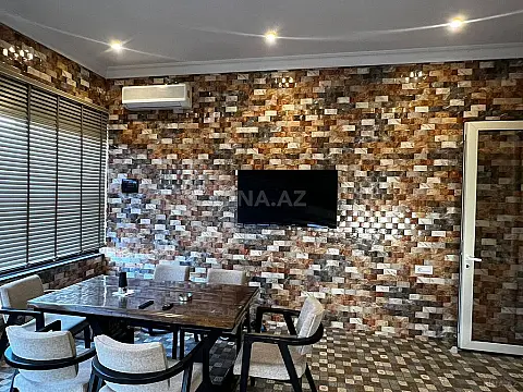 Satılır 8 otaqlı mənzil 533 m²