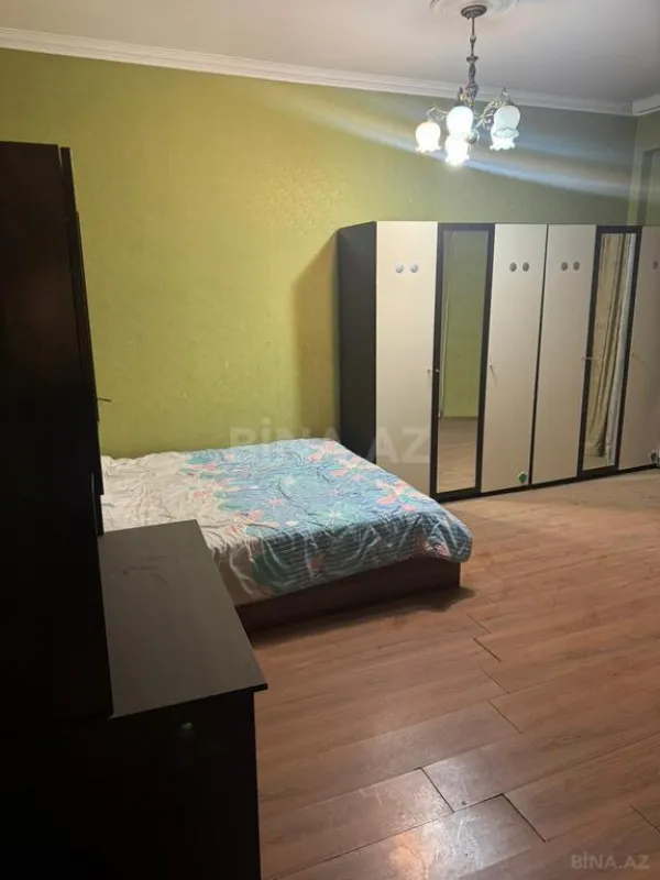 Satılır 2 otaqlı mənzil 78 m²