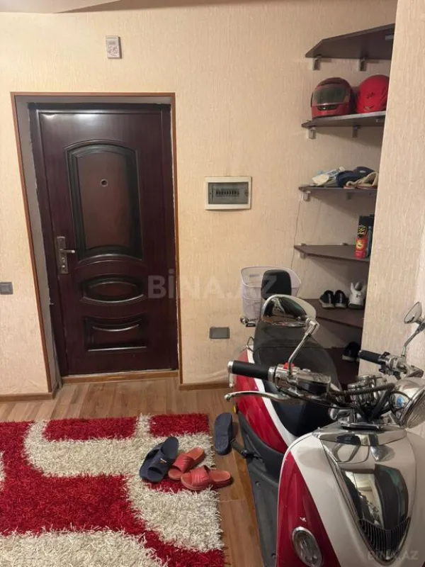 Satılır 2 otaqlı mənzil 78 m²