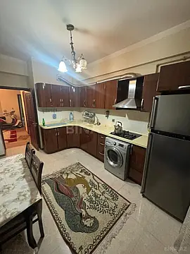 Satılır 2 otaqlı mənzil 78 m²