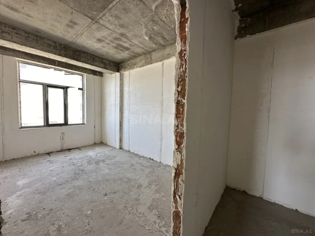 Satılır 3 otaqlı mənzil 118 m²