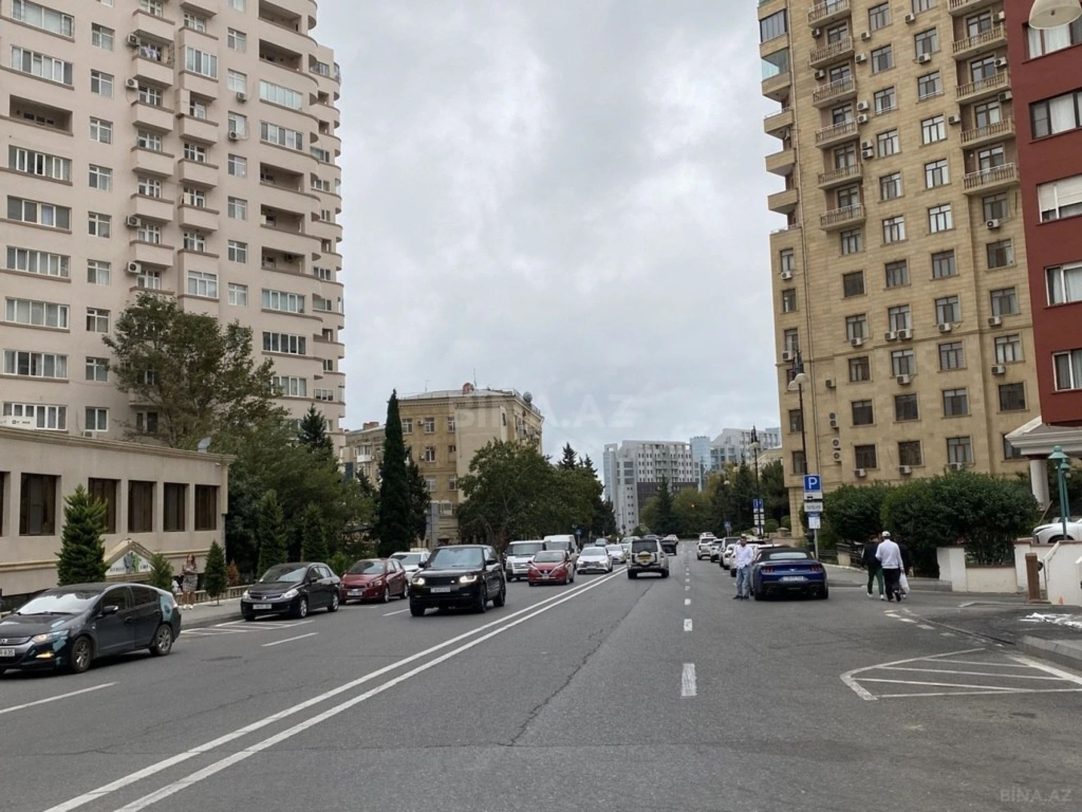 Satılır 2 otaqlı mənzil 75 m²