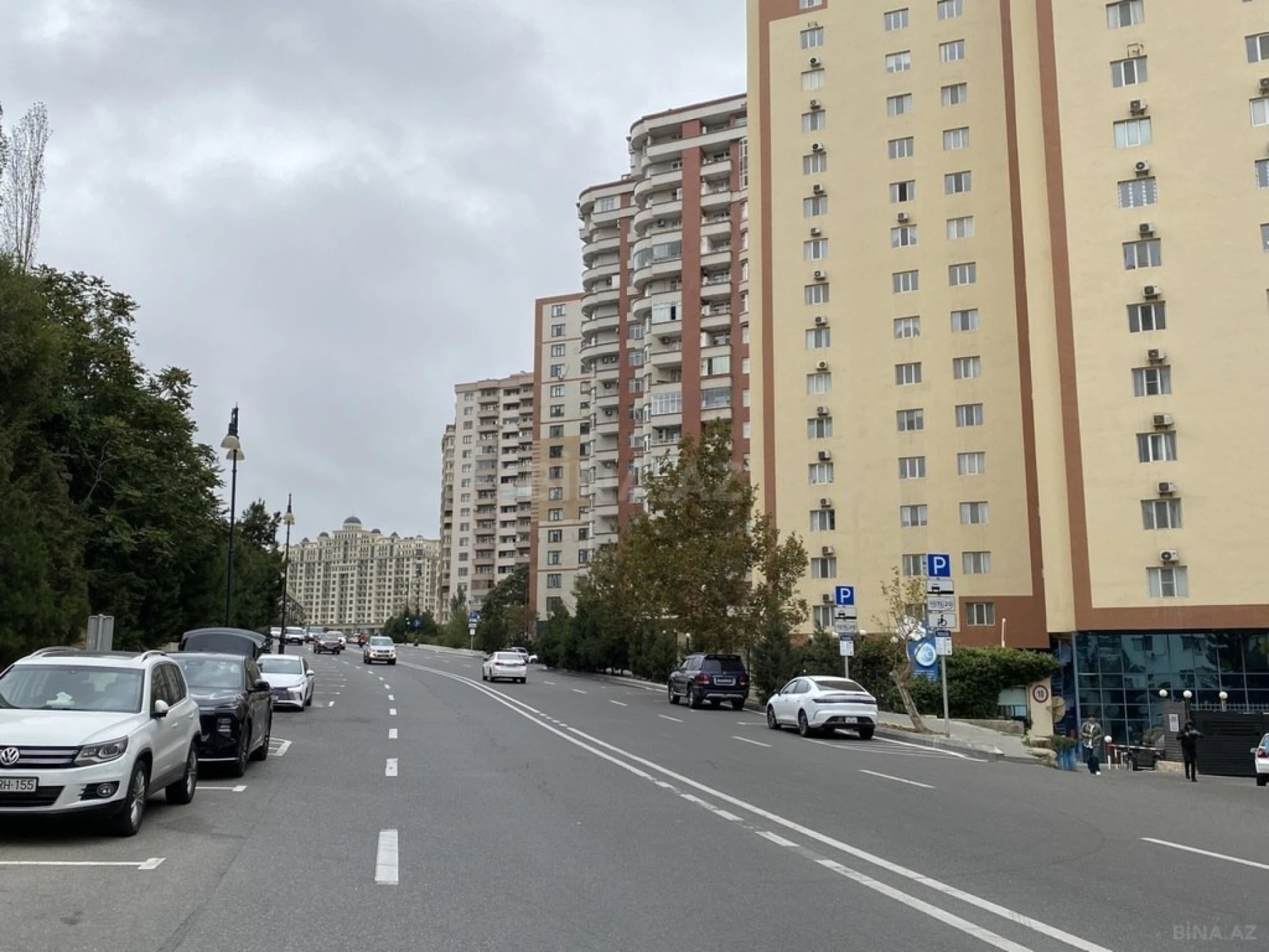 Satılır 2 otaqlı mənzil 75 m²