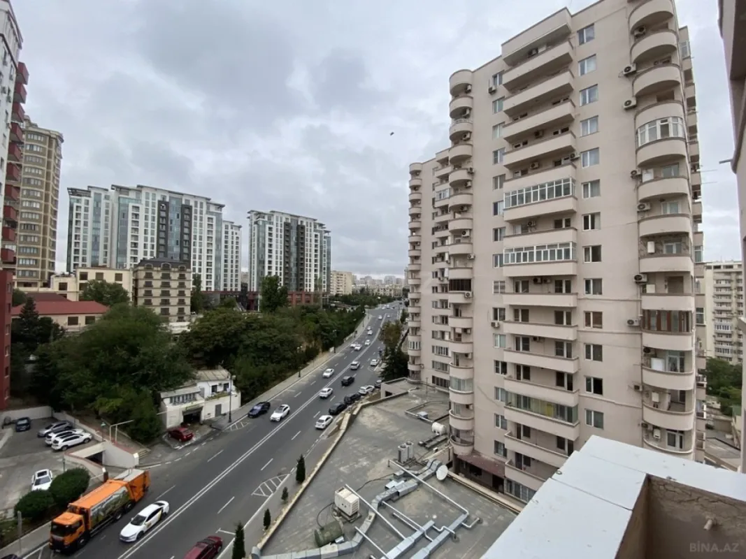 Satılır 2 otaqlı mənzil 75 m²