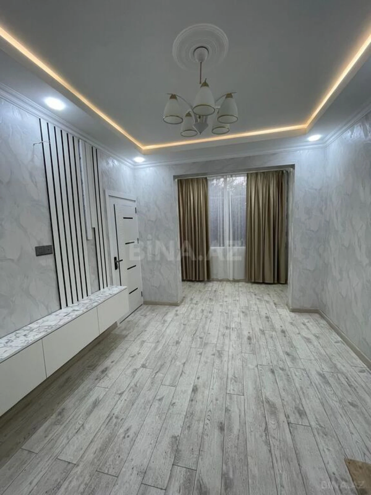 Satılır 2 otaqlı mənzil 55 m²