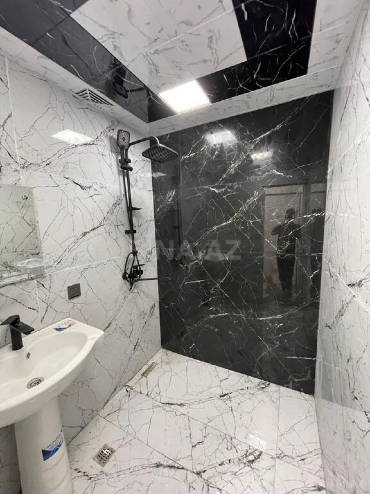 Satılır 2 otaqlı mənzil 55 m²