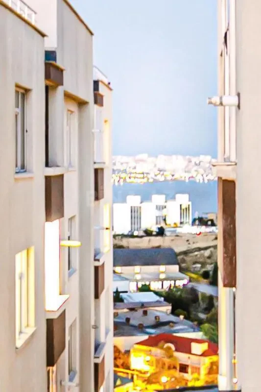 Kirayə verilir 3 otaqlı mənzil 135 m²