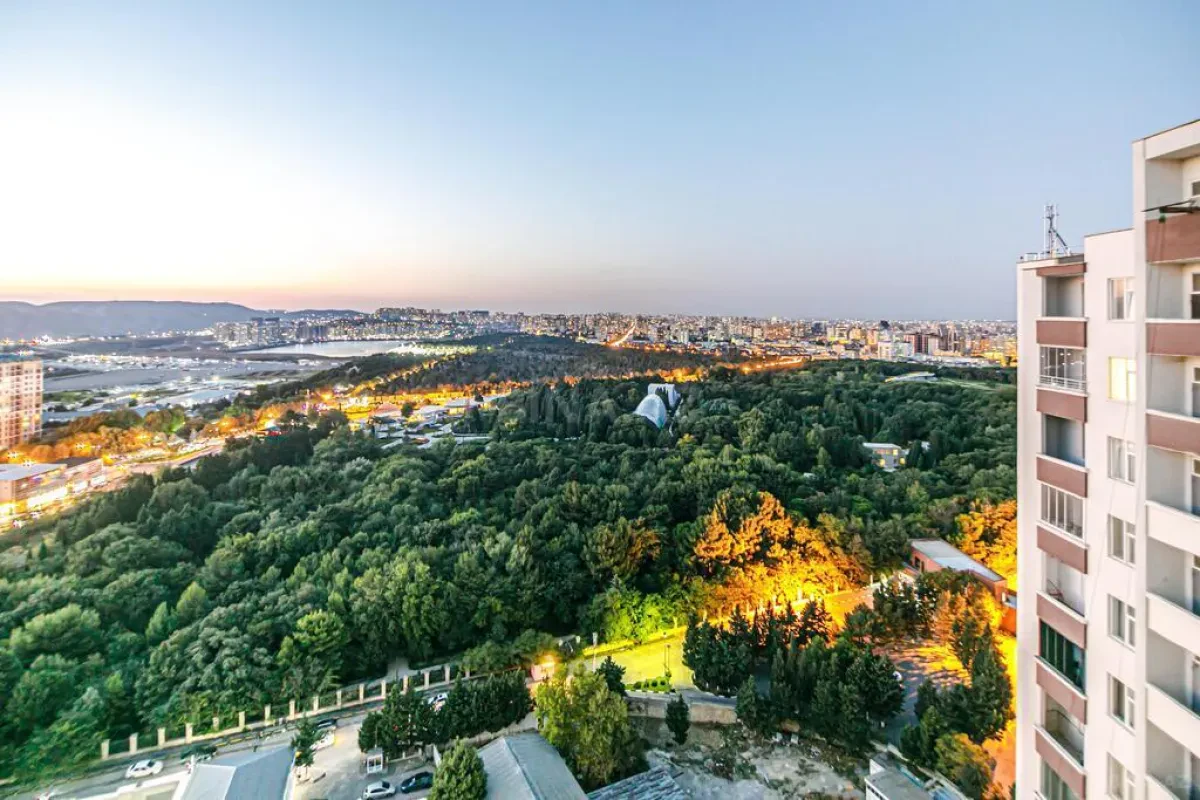 Kirayə verilir 3 otaqlı mənzil 135 m²