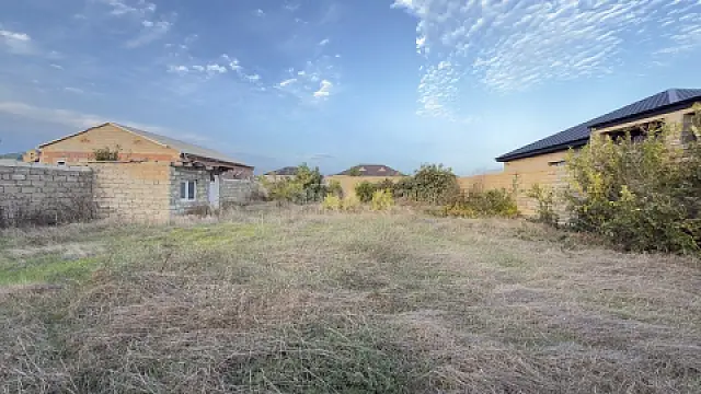 Satılır torpaq sahəsi 6 m²