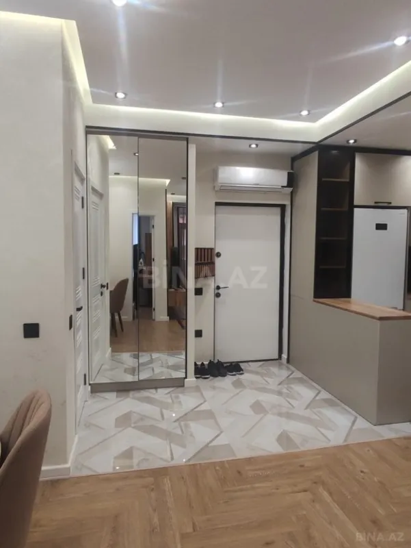 Kirayə verilir 2 otaqlı mənzil 70 m²