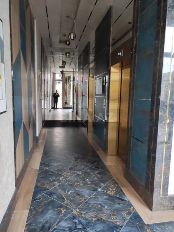 Kirayə verilir 2 otaqlı mənzil 70 m²